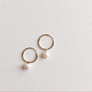 14k infinity hoops with pearls